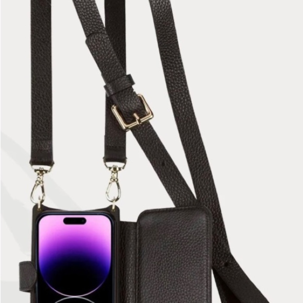 Bandolier Hailey Folio Side-Slot crossbody. I-phone 12/12 plus Black LIKE NEW